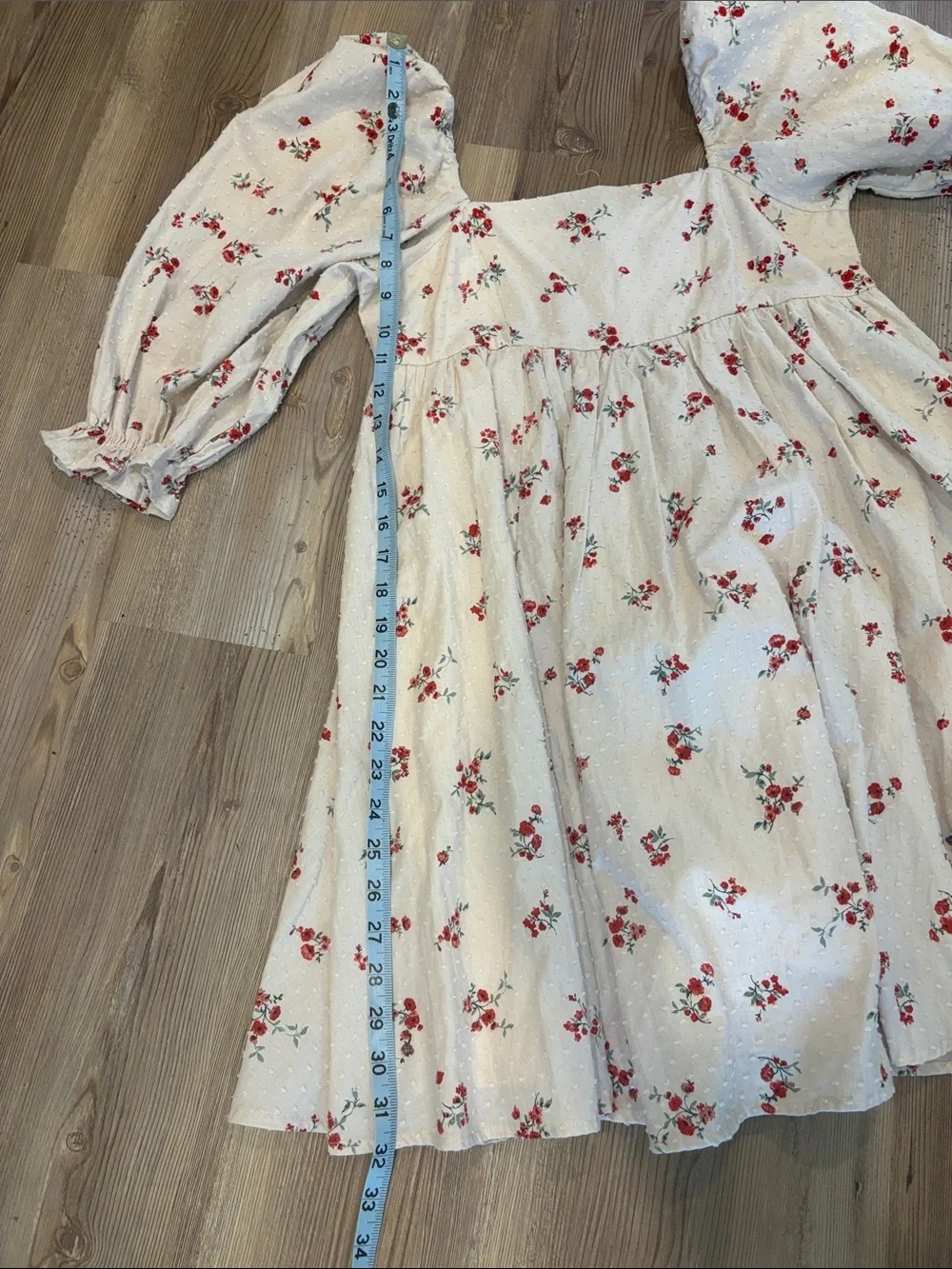 Altard State square neckline